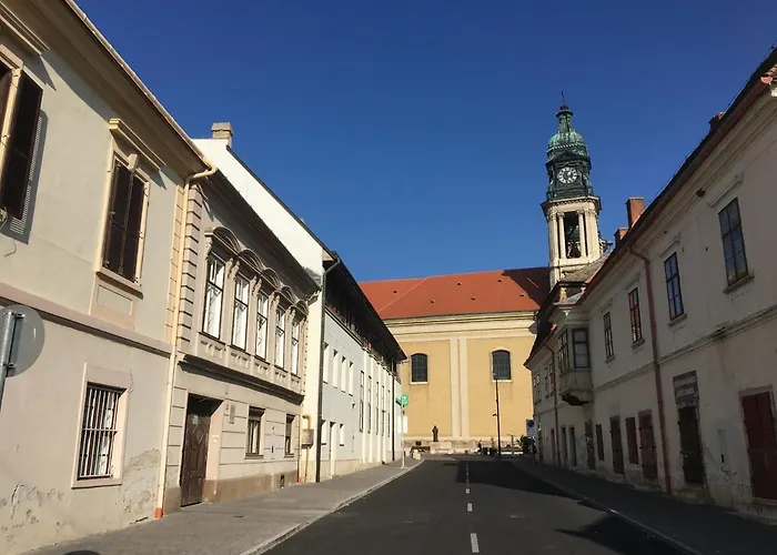 Korvin アパート *