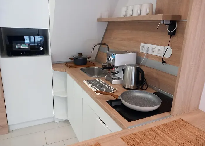 Korvin アパート Pápa